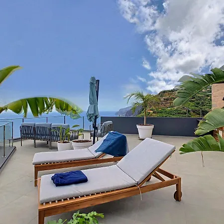 Omar By Lovelystay * Canhas