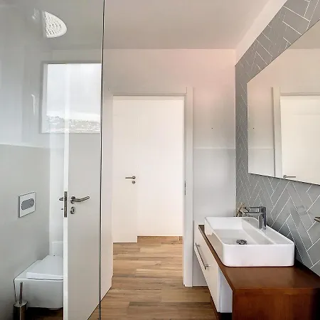 Villa Omar By Mhm *