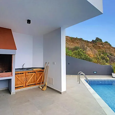 Omar By Lovelystay Villa *