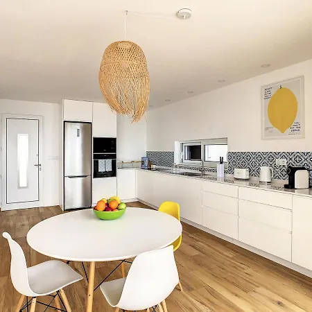 Villa Omar By Lovelystay Canhas