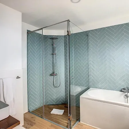 Omar By Lovelystay Villa