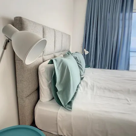 Villa Omar By Lovelystay Canhas