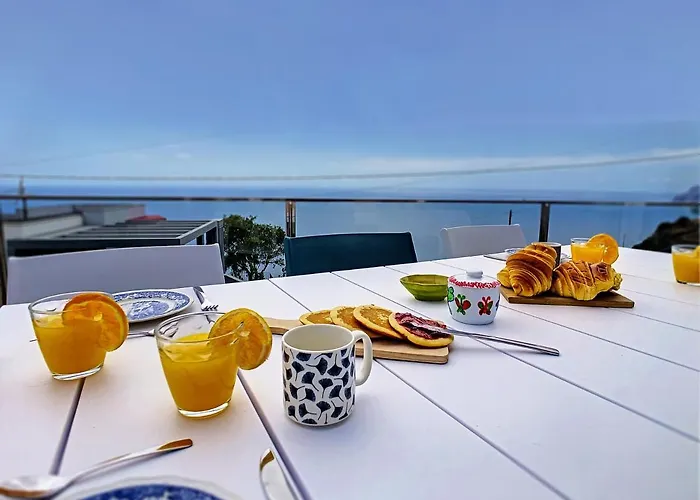 Omar By Lovelystay * Canhas