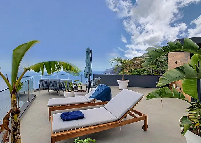 Omar By Lovelystay * Canhas