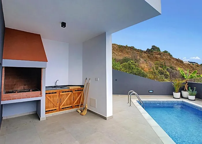 Omar By Lovelystay 别墅 *